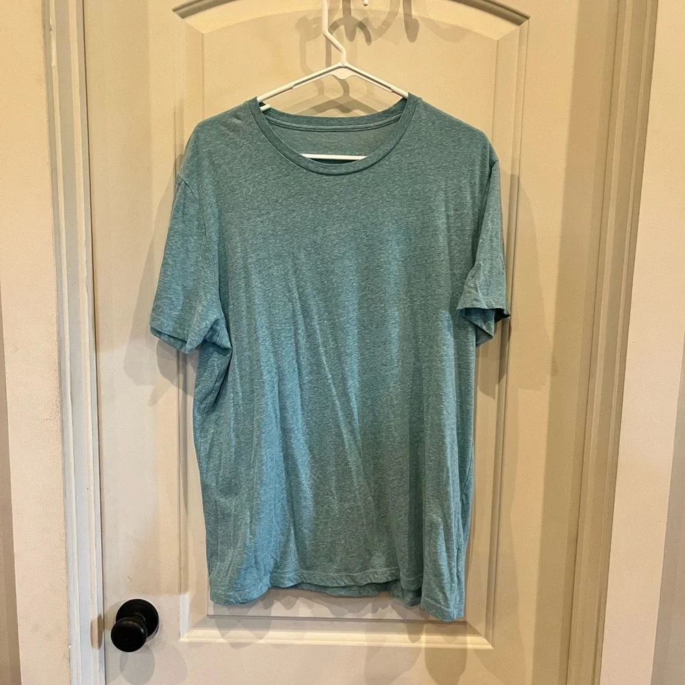 Old Navy T-shirt’s - Picture 2 of 2